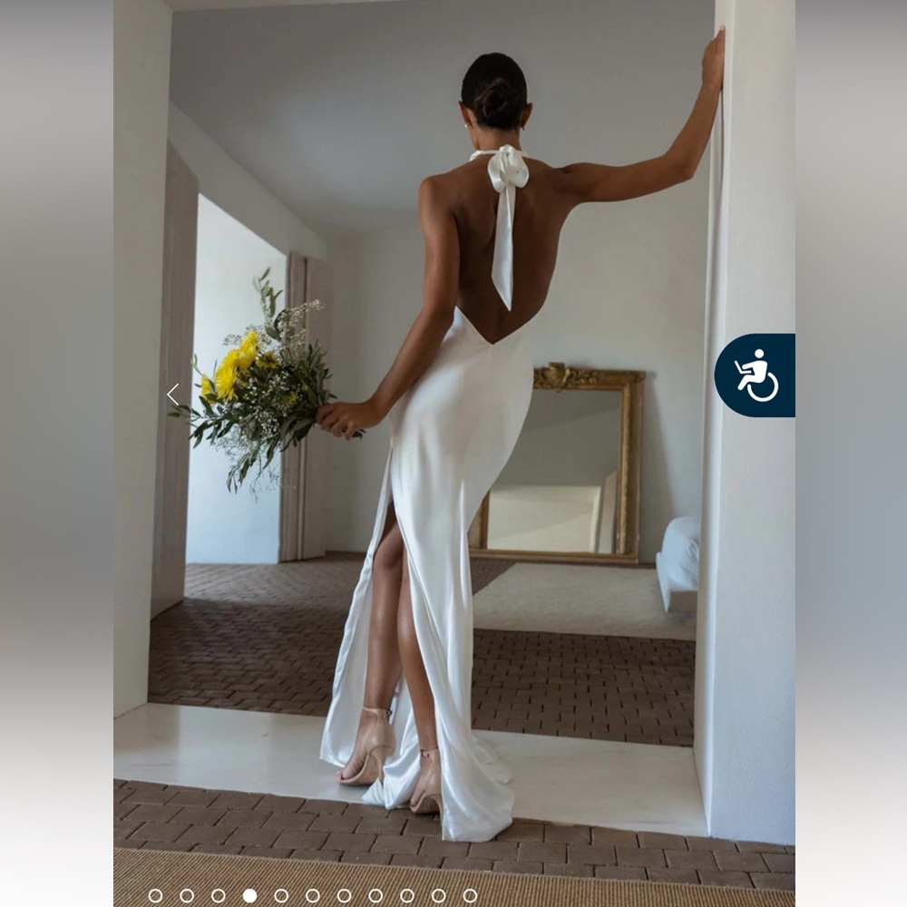 Long white backless dress